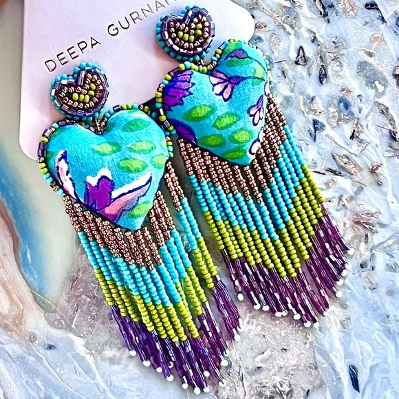 NWT Deepa Gurnani Beaded Heart Fringe Chandeliers - Picture 5 of 15